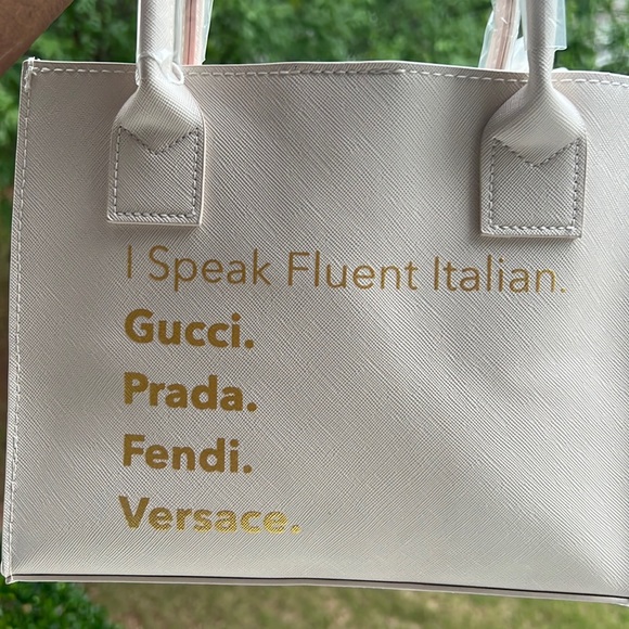 Fluent Italian beige and gold